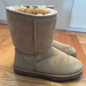 UGG Australia Classic Short Boots W 7 Leather Sheepskin Beige 5825 Mid Calf